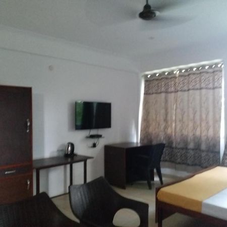 Krishna Hansraj Hotel Una  Exterior foto